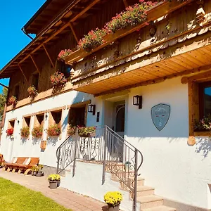 Alm Seasons Premium & Saalbach-Hinterglemm